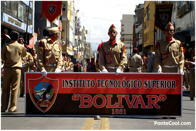 Colegio Nacional Bol&iacute;var de Ambato