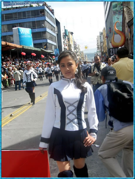 Hermosa estudiante del Colegio La Inmaculada