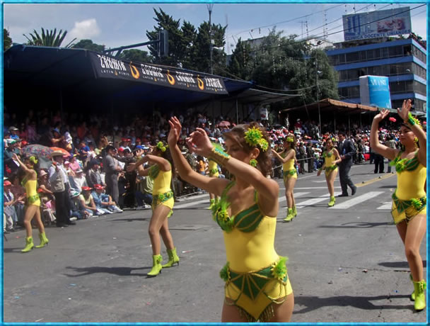 Vistosa coreograf&iacute;a del Colegio Hispano Am&eacute;rica