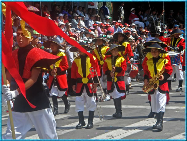 Estudiantes del Colegio Bol&iacute;var con la coreograf&iacute;a "China"