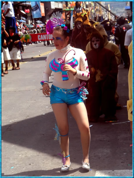 Originales y vistosos trajes