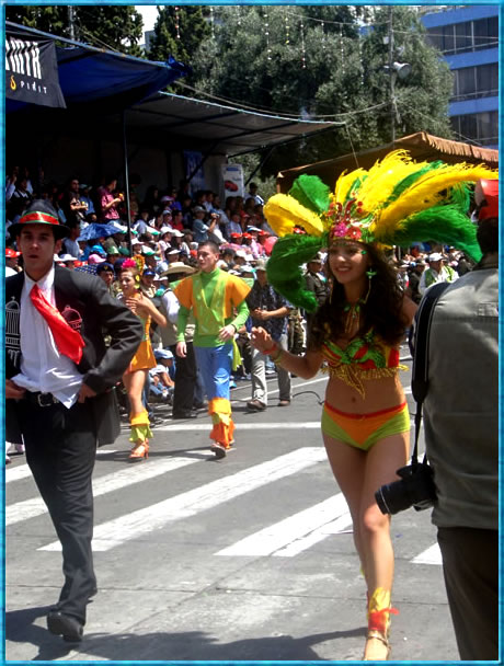 Estudiantes del Colegio Rumi&ntilde;ahui