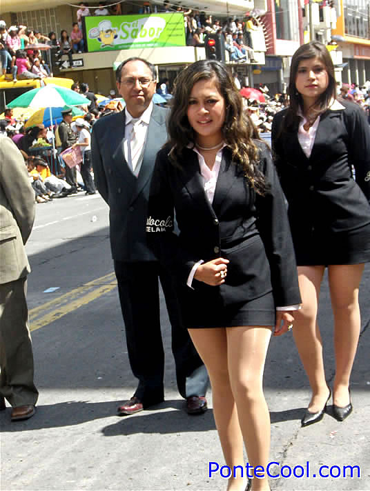 Hermosa estudiante de protocólo del Martinez