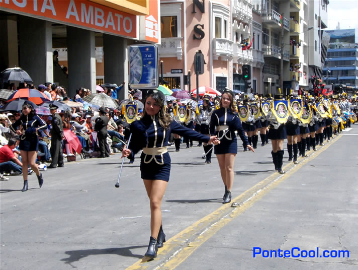 Bastoneras del Colegio Técnico Rumiñahui
