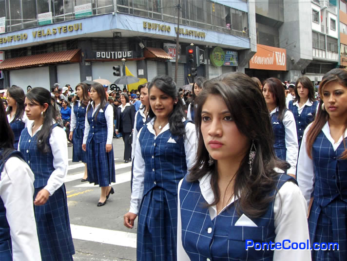 Estudiantes de los sextos cursos del Santo
