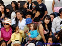En familia se observ&oacute; el desfile