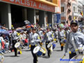 Banda de gala del colegio Rumi&ntilde;ahui